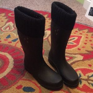 Black Rain Boots